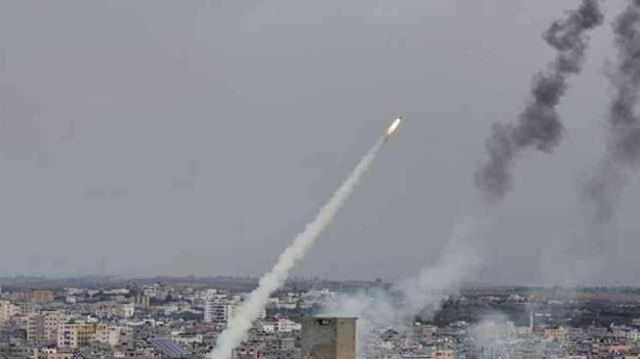 İran'ın füze saldırısı tehlikesi nedeniyle ABD savaş gemisi İsrail açıklarına demirledi