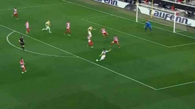 10 dakika yetti! İrfan Can Kahveci'den Olympiakos'a süper gol