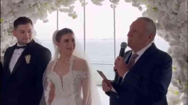 Mehmet Ağar ve Aziz Yıldırım, eski emniyet müdürünün düğününde bir araya geldi