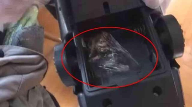 Kalben'in evine düzenlenen operasyondan görüntüler! Oyuncak arabanın pil bölmesinden bile uyuşturucu çıktı