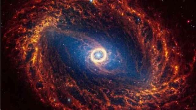 NASA bilinen en uzak galaksiyi görüntüledi! JADES-GS-z14-0 özellikleri neler?