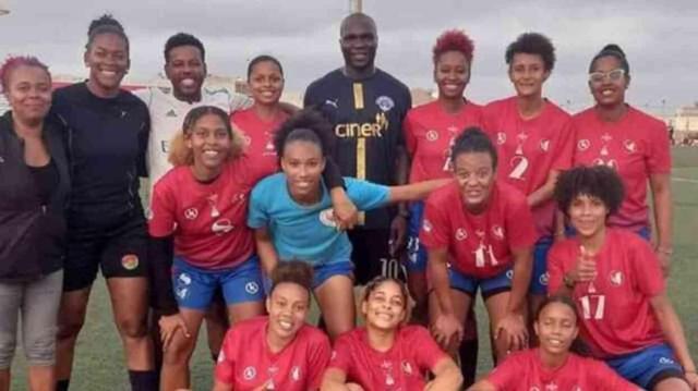 Yok artık Aboubakar! Ülkesine gidip Süper Lig takımının formasıyla fotoğraf çektirdi