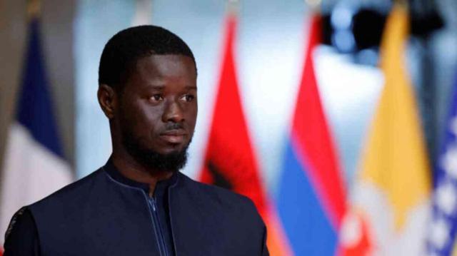 Senegal'de altı ay önce göreve gelen cumhurbaşkanı, erken seçim kararı aldı