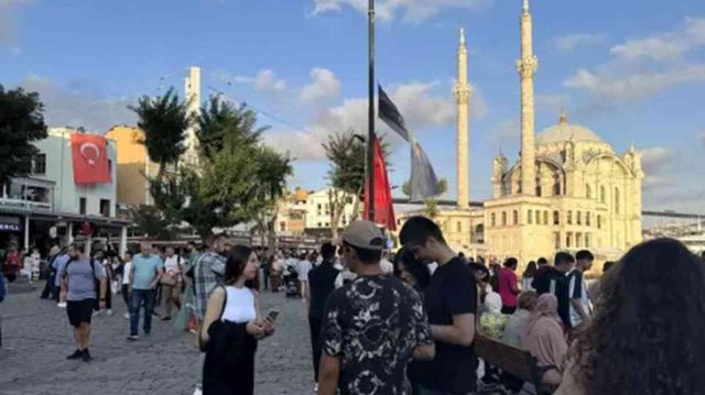 Yürekleri ağza getirdi! İp üstünde kıta değiştirdi