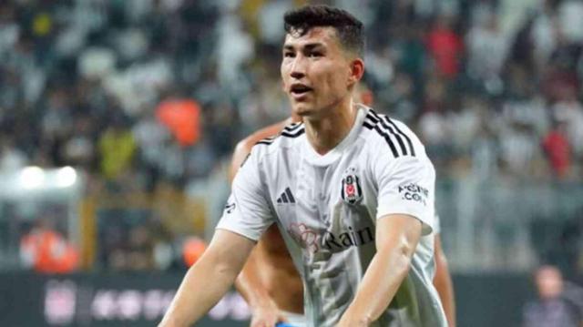 Adını bile hatırlayan yok! Beşiktaş'ta Bakhtiyor Zaynutdinov hayal kırıklığı