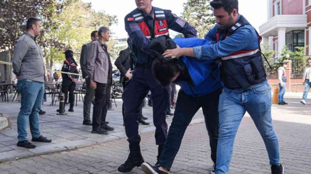 'Yenidoğan çetesi'nin mağduru acılı babalar, bebeklerinin nasıl ölüme götürüldüğünü anlattı