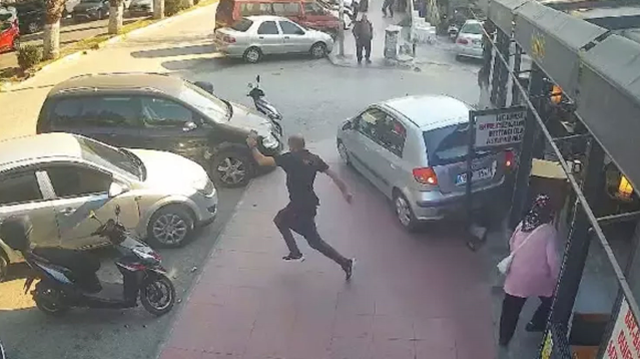 Ölümle burun buruna kaldı, telefonu ile görüntü çekmeye çalıştı