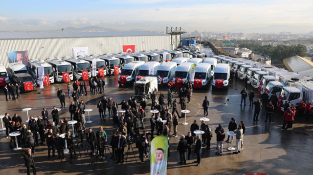Ataşehir Belediyesi, bir yıllık kiralama maliyetiyle 59 yeni aracı bünyesine kattı