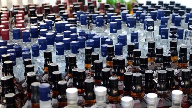 İstanbul'da sahte içkiden 2 kişi hayatını kaybetti