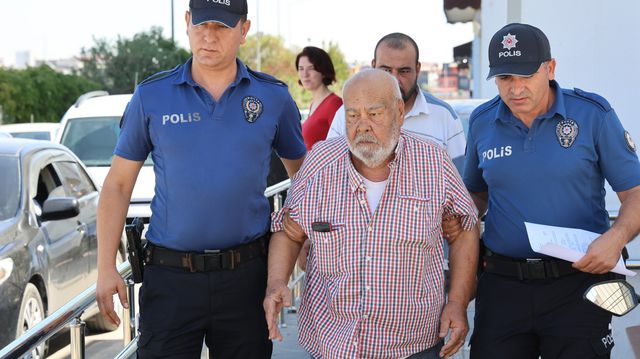 Adana'da cinayet gibi kazada sürücüye tahliye