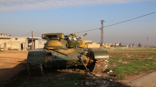 Halep düştü! Muhalifler camilerden ezan okumaya başladı, kamu binalarını ele geçirdi