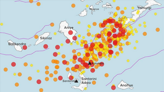 AFAD, Ege'deki depremlerle ilgili mobil siren sistemi sevk etti