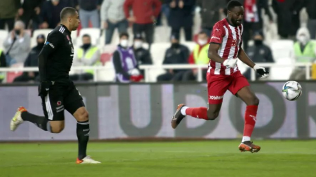 Beşiktaş Sivasspor maç özeti (VİDEO)! Beşiktaş Sivasspor maçı kaç kaç bitti, golleri kim attı?