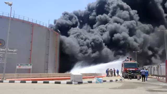 Sudan'da arka arkaya patlamalar! İsyancılar saldırıya geçti, şehir alevler içinde kaldı
