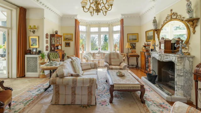 Yönetmen Kubrick'in 14 yıl yaşadığı evi satışa çıktı, fiyatı dudak uçuklattı