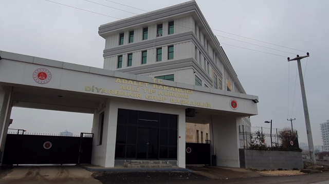 Diyarbakır'da akraba aileler arasında silahlı 'arazi' kavgası: 2 ölü