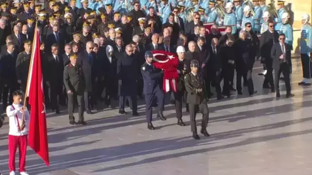 Cumhurbaşkanı Erdoğan, Anıtkabir'de! İşte Özel Defter'e yazdığı not