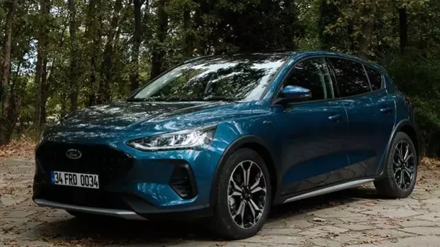 27 yıllık serüven bitti! Otomotiv devi efsane modelinin üretimini durdurdu