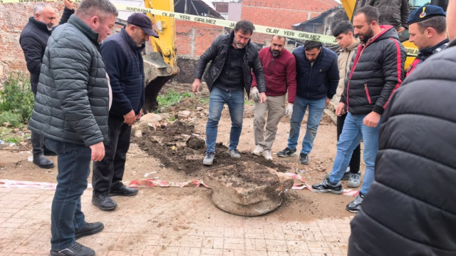 Site inşaatında topraktan çıkanları görenler gözlerine inanamadı