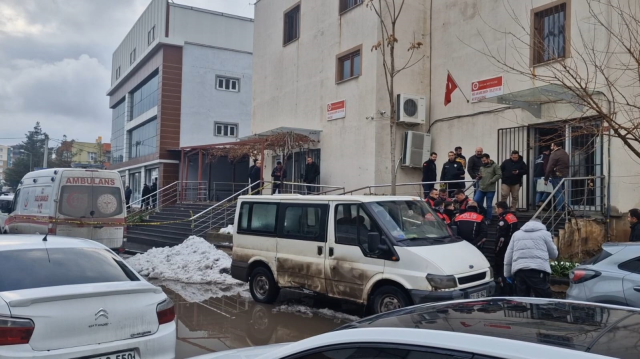 Husumetli olduğu 2 kişi tarafından pompalı tüfekle öldürüldü