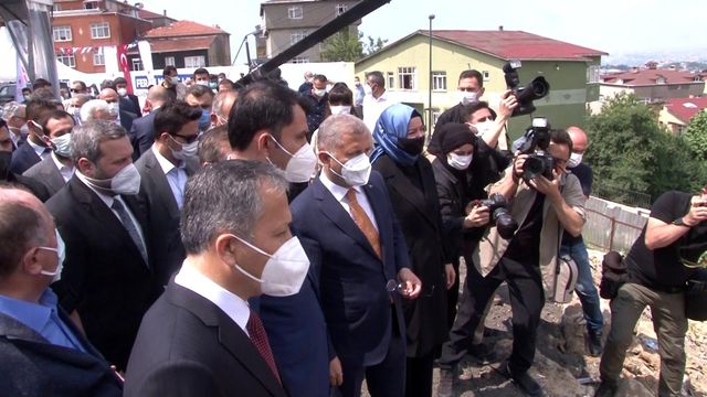 Cumhurbaşkanı Erdoğan'ın talimatıyla başlatılan kentsel dönüşüm projesinde bir adım daha atıldı: Üsküdar'da 5 bin konut yapılacak