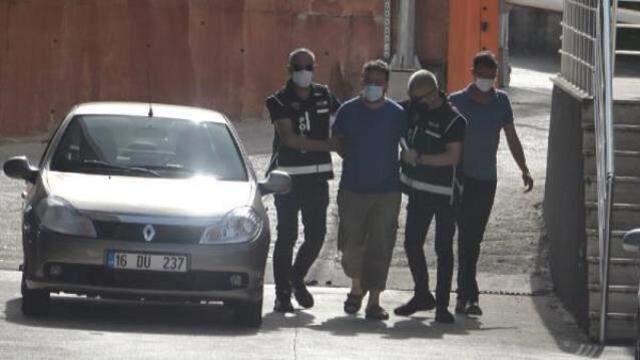 Gazeteci İrfan Aydın, Cumhurbaşkanı Erdoğan ve Bakan Soylu'ya hakaretten gözaltına alındı