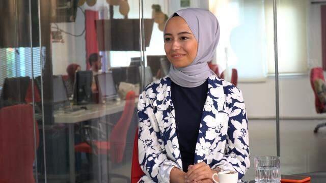 Türkiye'yi alevler esir alırken, Psikolog İrem Oturaklıoğlu sosyal medyayı ele aldı: Bir tarafın içi yanarken, bir taraf limonatayla serinliyor