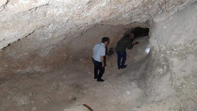 Tuvalet için kazılan foseptik çukurundan tarih fışkırdı! Kazdıkça tünelde daha da ilerledi