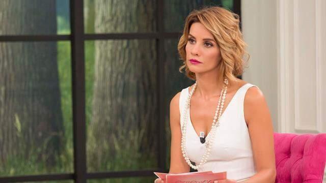 Yılar en çok ona yaradı! İşte Esra Erol'un arşivden çıkan fotoğrafları