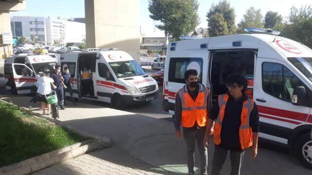 Faciadan dönüldü! Tuzla'da iki tren aynı rayda kafa kafaya geldi