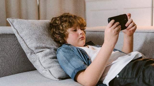 İnternette yabancılarla oyun oynayan çocukların sayısı artıyor