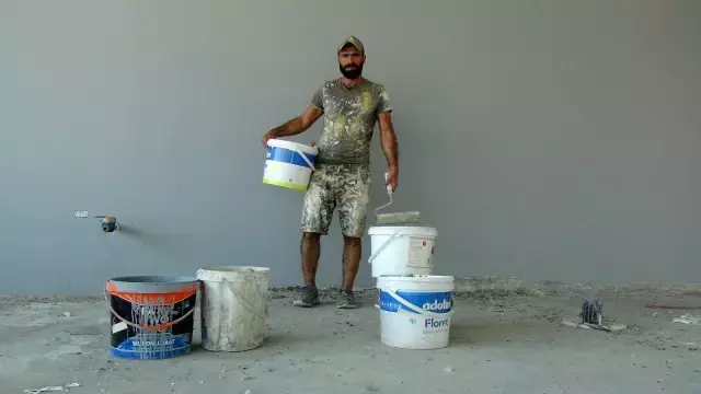 İnşaat sahalarının yıldızı 'Urfalı Maradona' klas hareketleriyle izlenme rekorları kırıyor