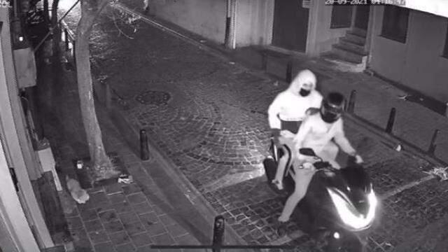 Önce sokak ortasında kurşunladılar sonra eşinin dükkanına saldırdılar! Sinemacı Enes Kaya, yaşadığı büyük korkuyu anlattı