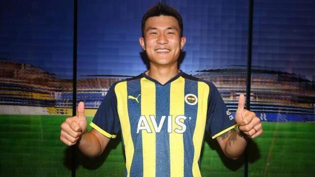 Kim Min-Jae sorusuna Ali Koç'tan esprili yanıt: 8-9 milyona alabiliyorlarsa gelsinler