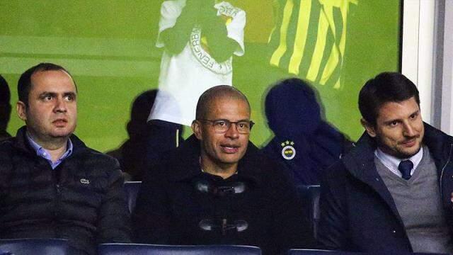 Hoca arayan Fenerbahçe'den bomba hamle! Başkan Ali Koç, Alex'le görüştü