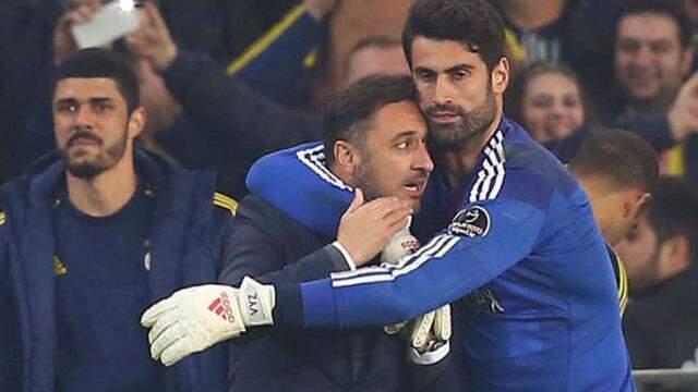 Volkan Demirel'den Vitor Pereira'ya ağır eleştiri! Emre üstünden gönderme yaptı