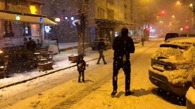 Meteoroloji 9 Aralık tarihli hava durumu raporunu paylaştı! 5 bölge için yoğun kar yağışı uyarısı yapıldı