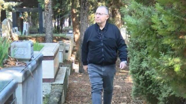 Annesinin itirafı ortalığı karıştırdı! Babalık davası nedeniyle ünlü tekstilcinin mezarı açılacak