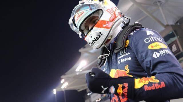 Formula 1 şampiyonu kim oldu? 2021 F1 şampiyonu kimdir? F1 2021 Dünya Şampiyonu Lewis Hamilton mu Max Verstappen mi oldu?