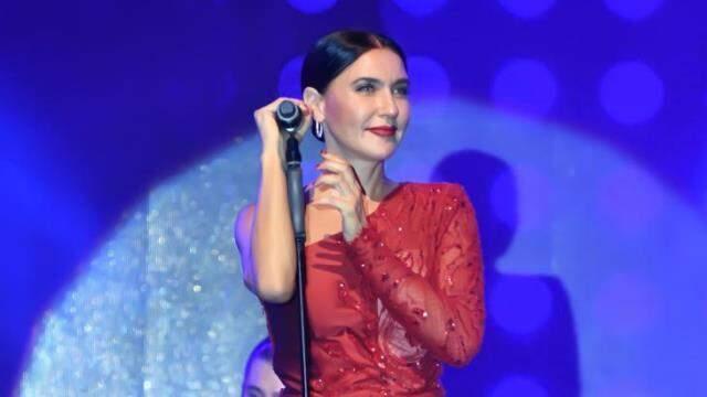 Ünlü isimlerin yılbaşı programları belli oldu! Alacakları ücret dudak uçuklatıyor