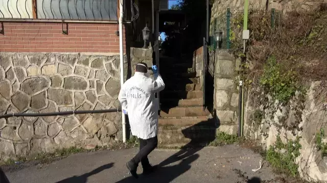 İş adamı evinde ölü bulundu