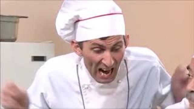 Olacak O Kadar'da yaptığı tiplemelerle ünlenen oyuncu Ahmet Çevik yıllar sonra ortaya çıktı! Yeni mesleği şaşırttı