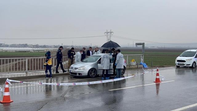 Batman'da bir araçta iki kişi silahla vurulmuş halde bulundu