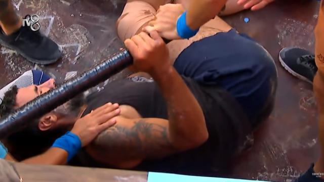 Survivor'da tehlikeli şakalaşma! 'Yakacağım burayı' diyen Yasin'e yangın tüpüyle müdahale edildi