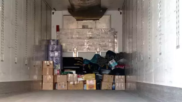 Antalya'dan Ukrayna'ya 2 tır dolusu yardım