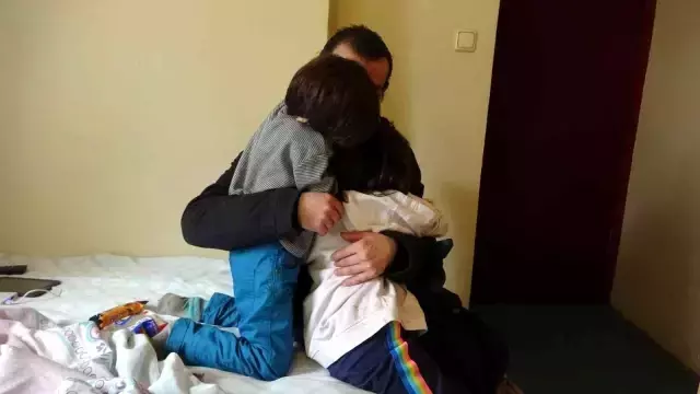 Maltepe'de anne, 3 çocuğunu bırakıp komşusu ile kaçtı