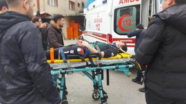 Amatör Lig'de büyük rezillik! Futbolcular birbirlerine öldüresiye saldırdı, hastaneye kaldırılanlar var