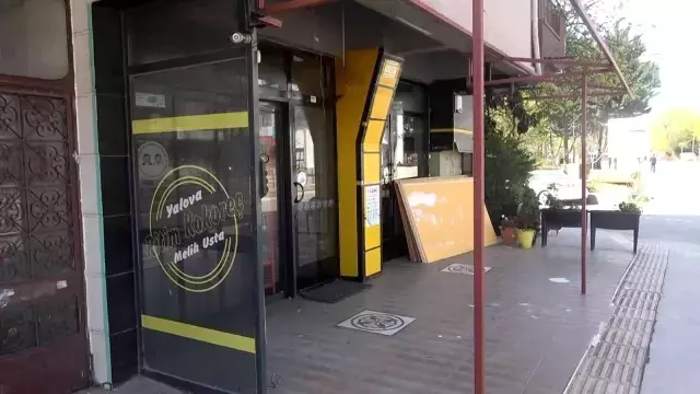 Kokoreççi dükkanını soyup bir de güvenlik kameralarına el sallayan hırsızın sonu hapis oldu