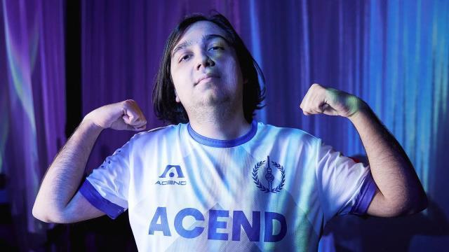 Esporda dünya şampiyonu olan Türk oyuncu milyon dolarlık teklifi reddetti