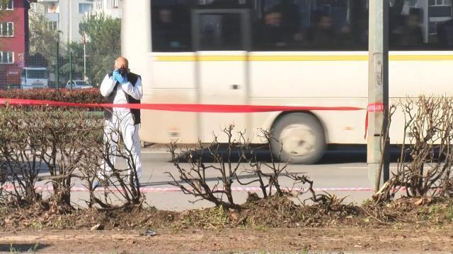 Bursa'da infaz koruma memurlarını taşıyan otobüse bombalı saldırı! İşte olay yerinden ilk görüntüler